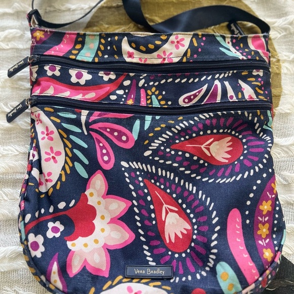 Vera Bradley Trio Zip Hipster Painted Paisley Womens Crossbody Casual Everyday - Picture 5 of 7